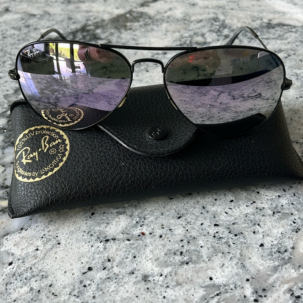 RayBan Ray ban Aviator Metal mirrored polarized sunglasses Black case unisex